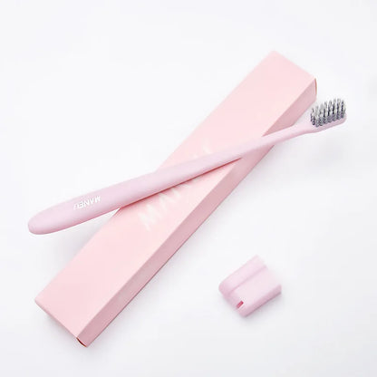 Brosse à dents douce pour adultes avec capuchon protecteur
